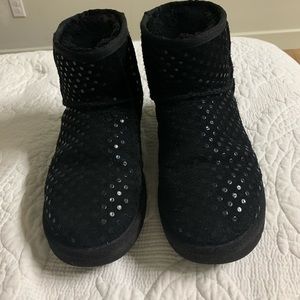 Ugg Classic Mini Shiny Dot Boots